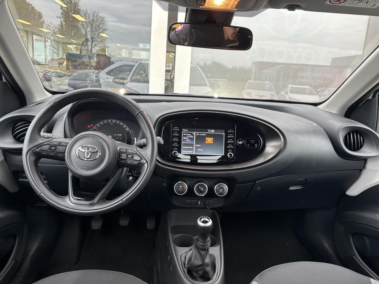 Toyota AYGO X 1.0 VVT-i MT Play | Apple Carplay/Android auto | Camera | 1ste eigenaar | Toyota garantie tot 2033!