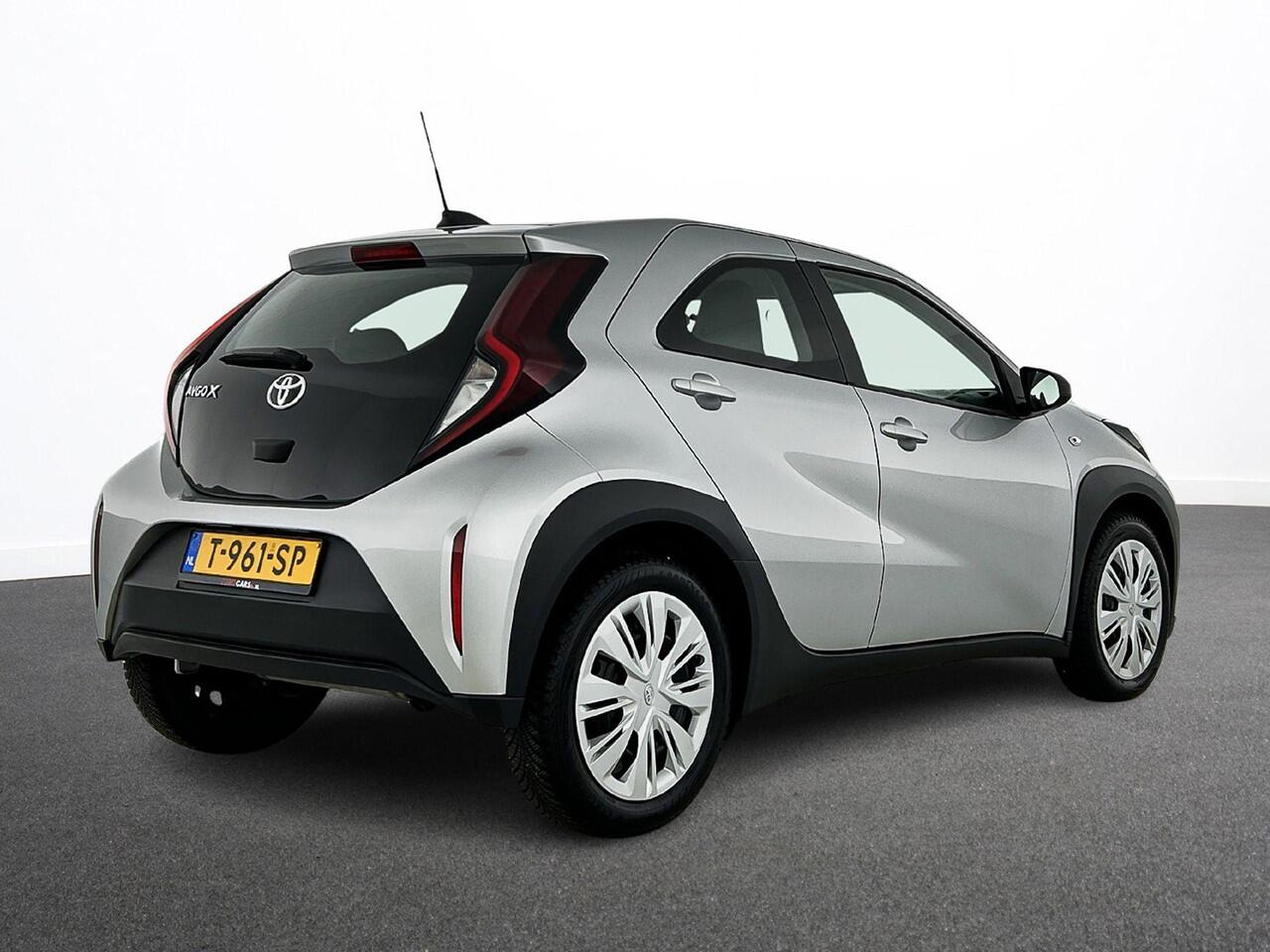 Toyota AYGO X 1.0 VVT-i MT Play Airco Navi Carplay PDC + Camera Achter Cruise Control