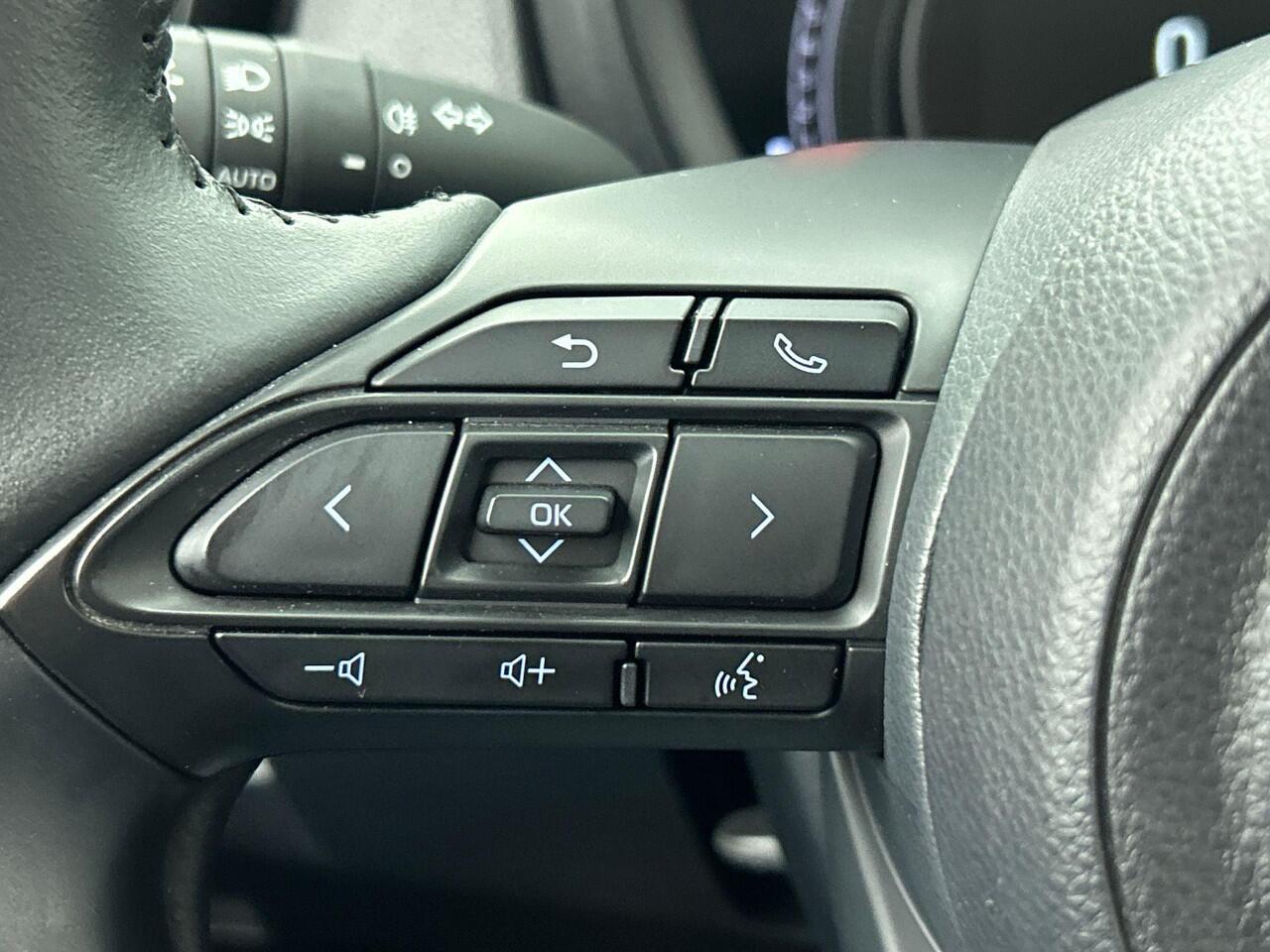 Toyota AYGO X 1.0 VVT-i MT Play Airco Navi Carplay PDC + Camera Achter Cruise Control