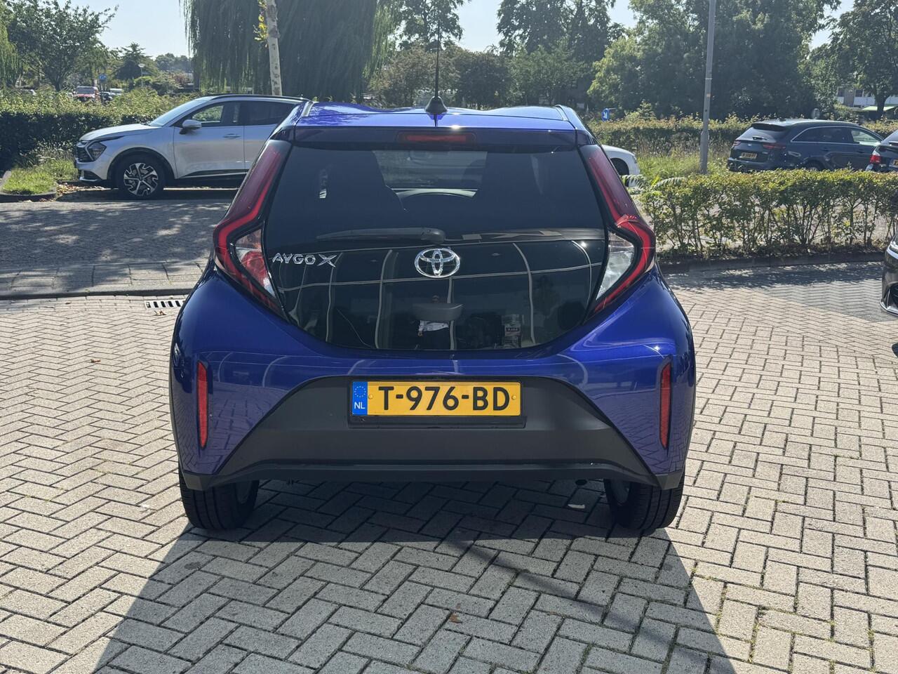 Toyota AYGO X 1.0 VVT-i MT first Lmv|Nav|Camera
