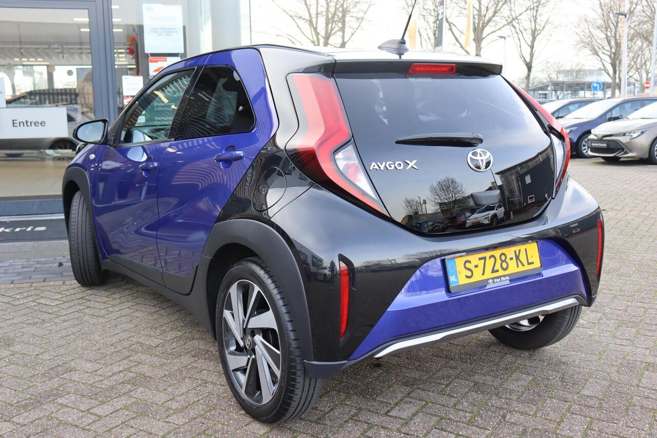 Toyota AYGO X 1.0 VVT-i MT Envy , Navigatie , DAB radio , JBL Sound System