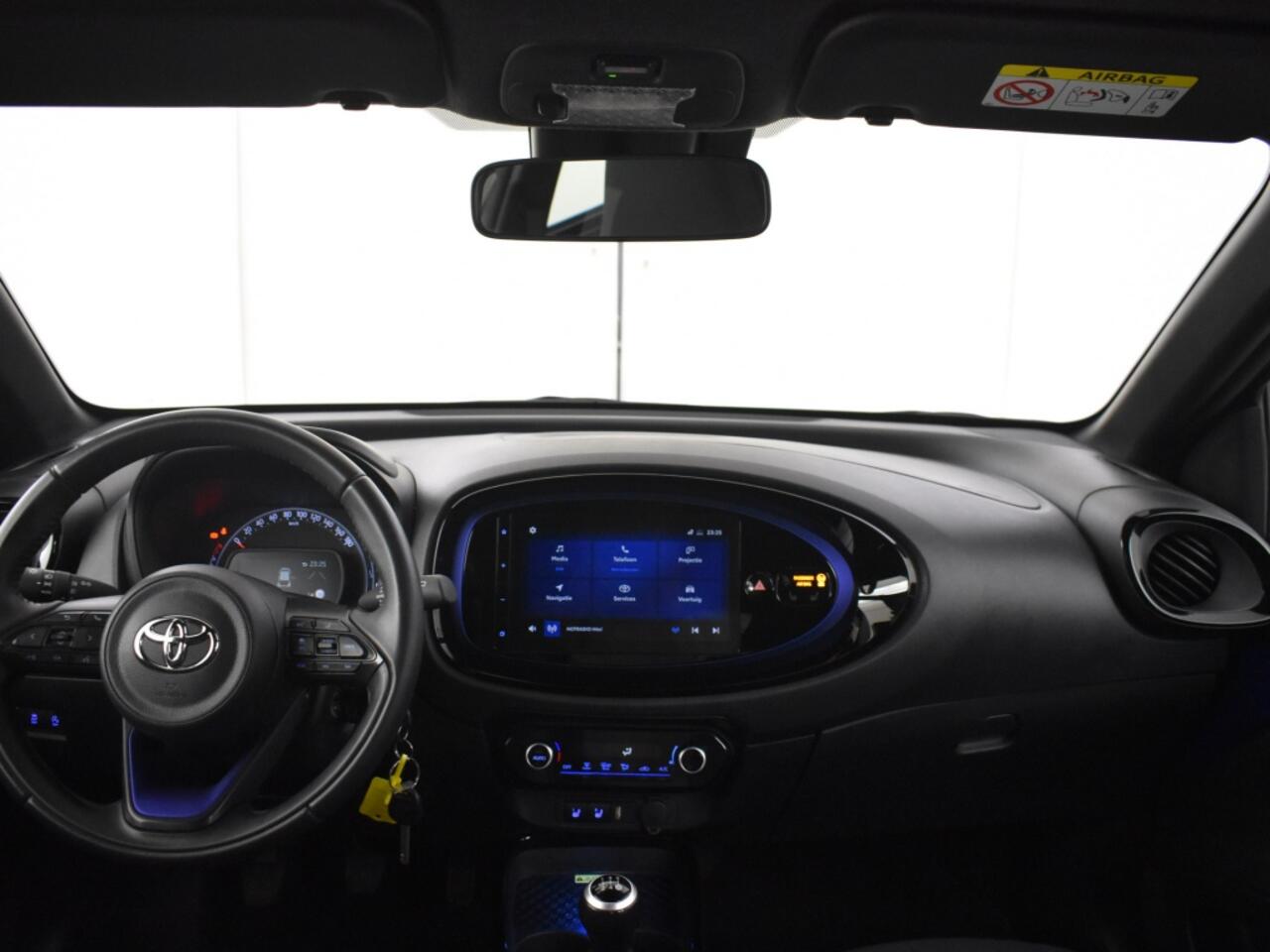 Toyota AYGO X 1.0 VVT-i MT Pulse Bi-Tone | PDC | Stoelverwarming |