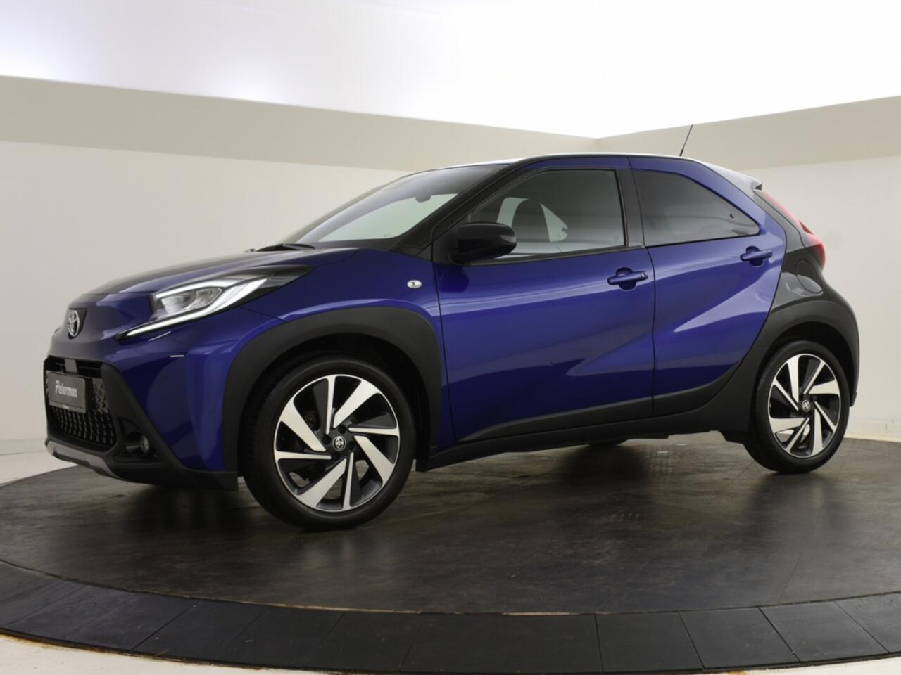 Toyota AYGO X 1.0 VVT-i MT Pulse Bi-Tone | PDC | Stoelverwarming |