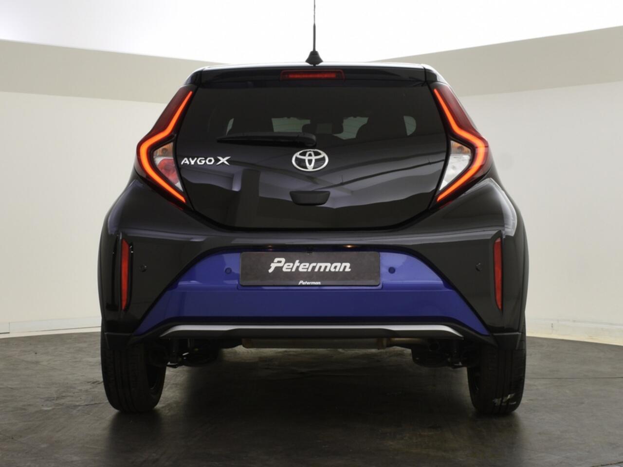 Toyota AYGO X 1.0 VVT-i MT Pulse Bi-Tone | PDC | Stoelverwarming |