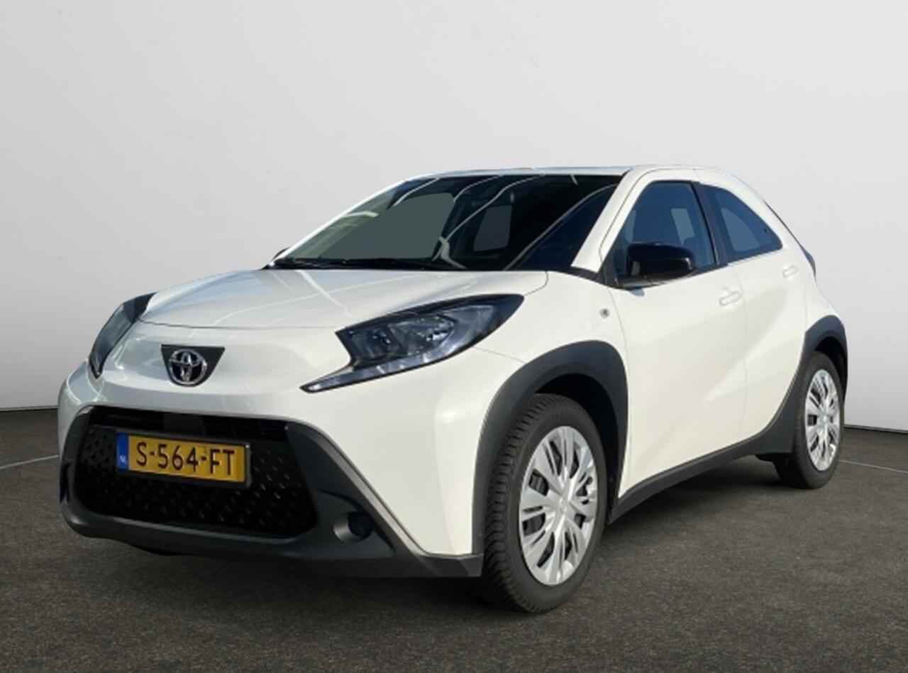 Toyota AYGO X 1.0 VVT-i MT Play