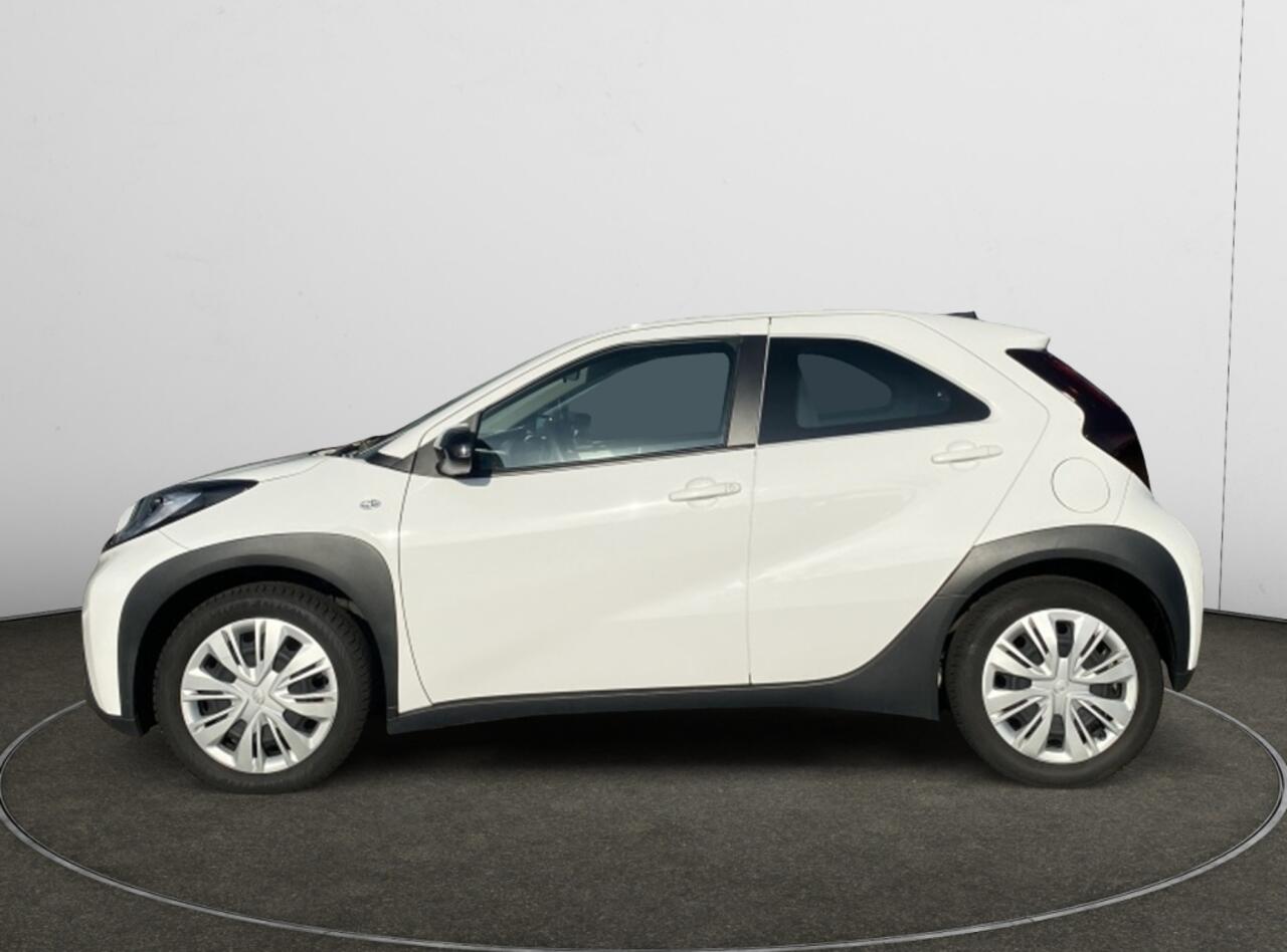 Toyota AYGO X 1.0 VVT-i MT Play