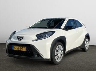 toyota-aygo-x-1.0-vvt-i-mt-play