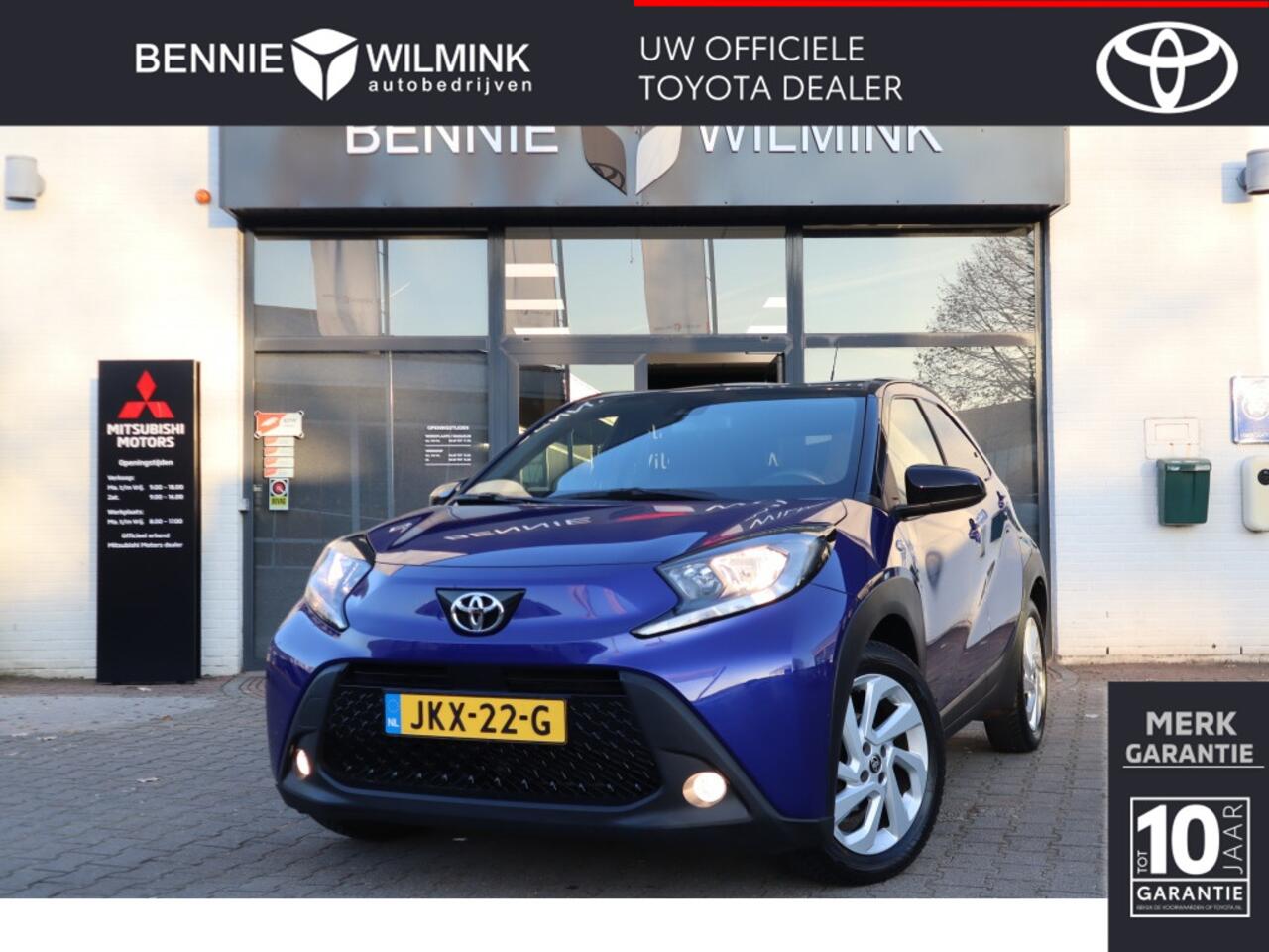 Toyota AYGO X 1.0 CVT Pulse Bi-tone Automaat | AllSeasons | Stoelverwarming