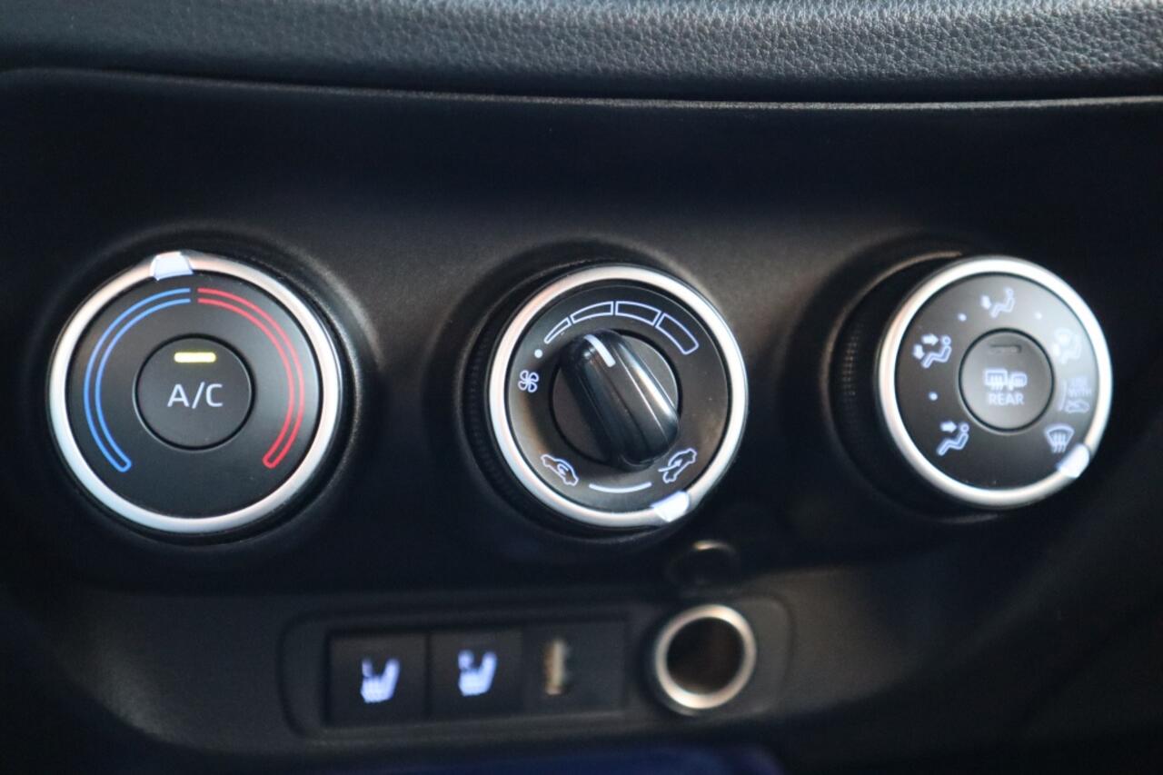 Toyota AYGO X 1.0 CVT Pulse Bi-tone Automaat | AllSeasons | Stoelverwarming