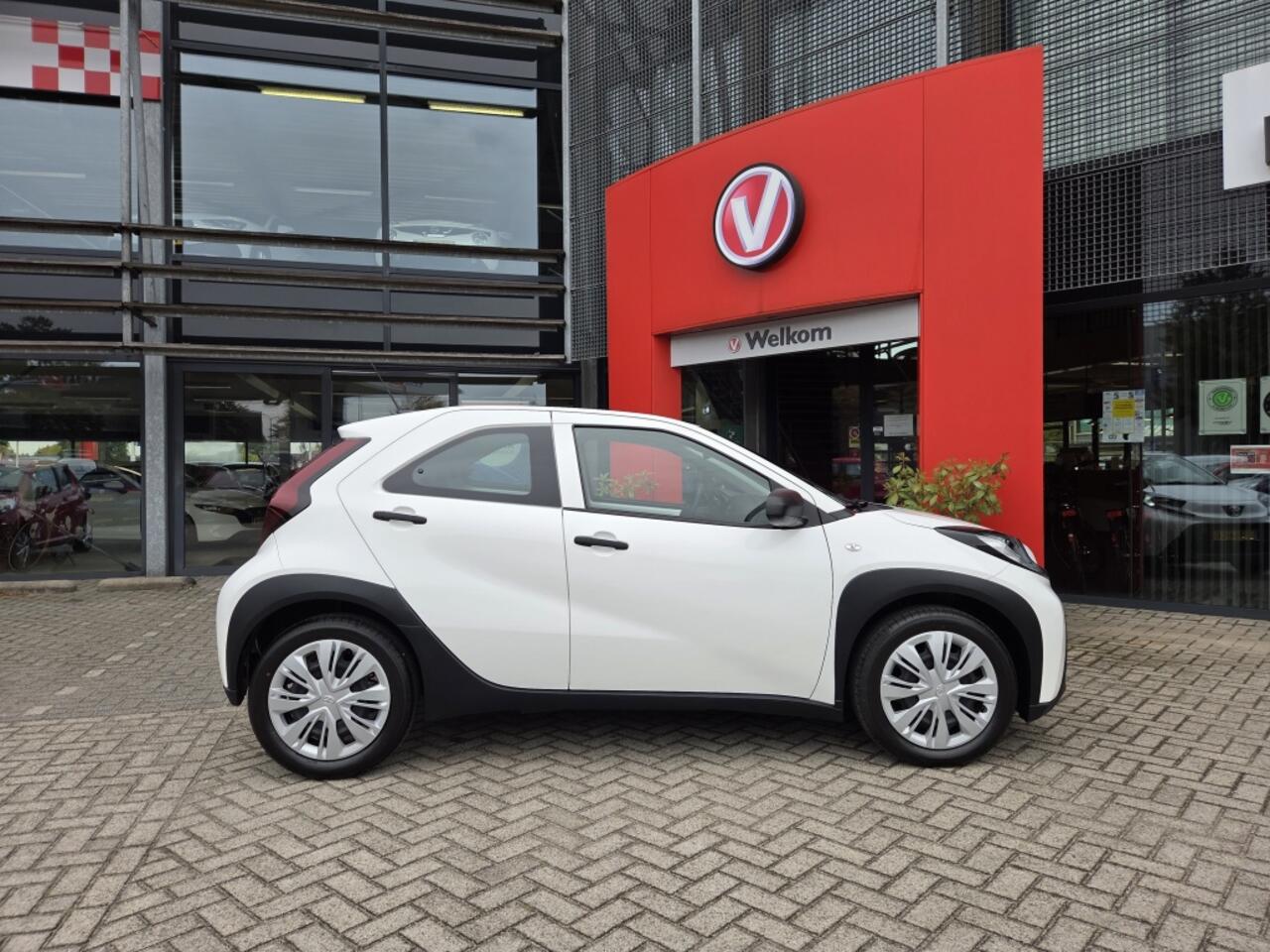 Toyota AYGO X 1.0 VVT-i MT Play | Airco | Adp. Cruise | Carplay