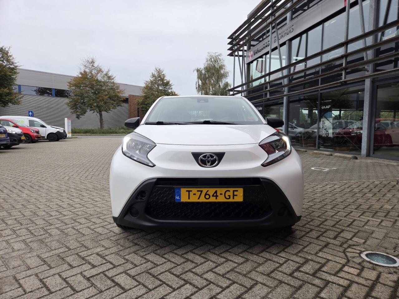 Toyota AYGO X 1.0 VVT-i MT Play | Airco | Adp. Cruise | Carplay