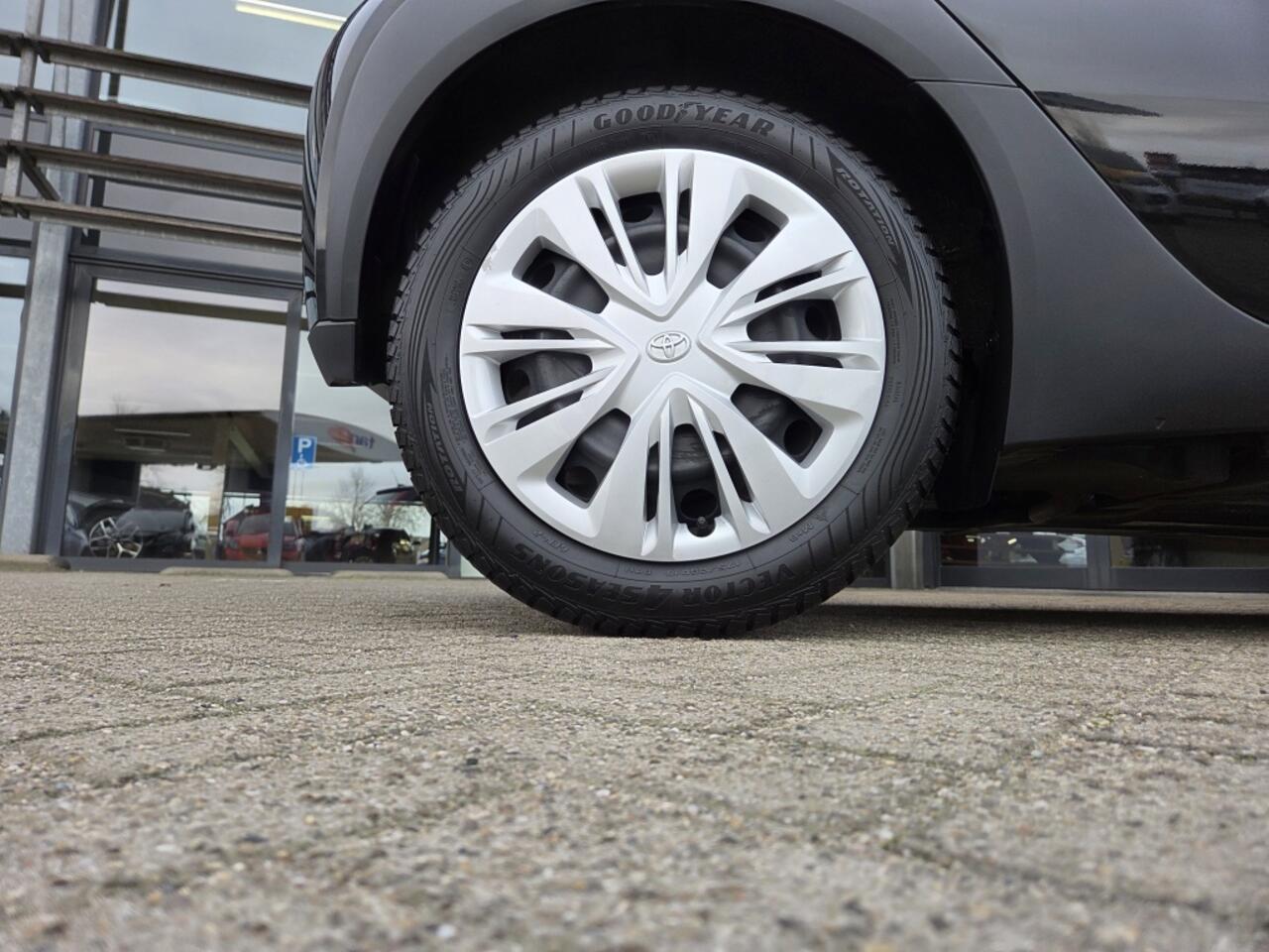 Toyota AYGO X 1.0 VVT-i MT Play | Airco | Adp. Cruise | Carplay