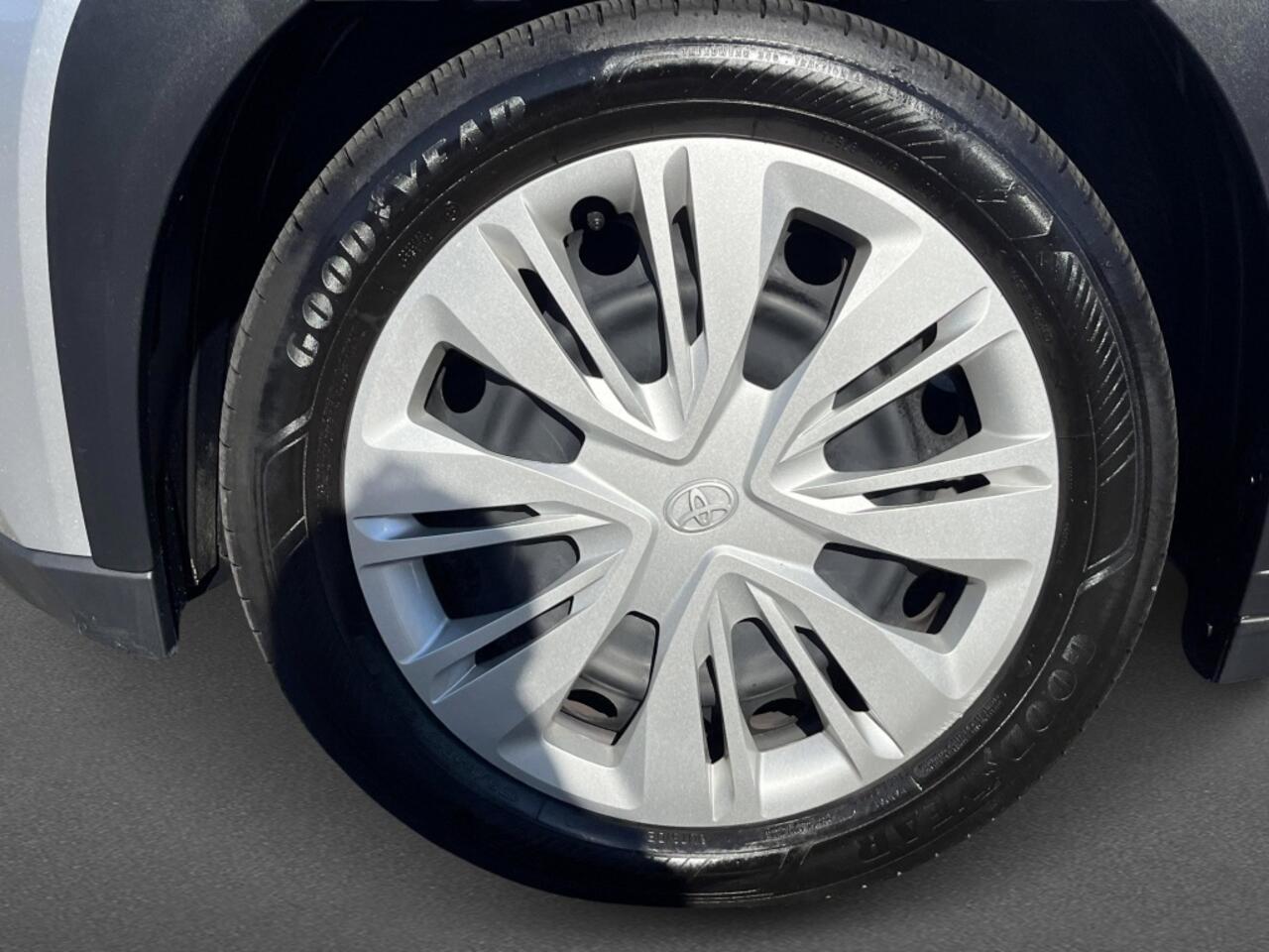 Toyota AYGO X 1.0 VVT-i Play, optioneel: Ramaker Black Edition, ¤2.000.-