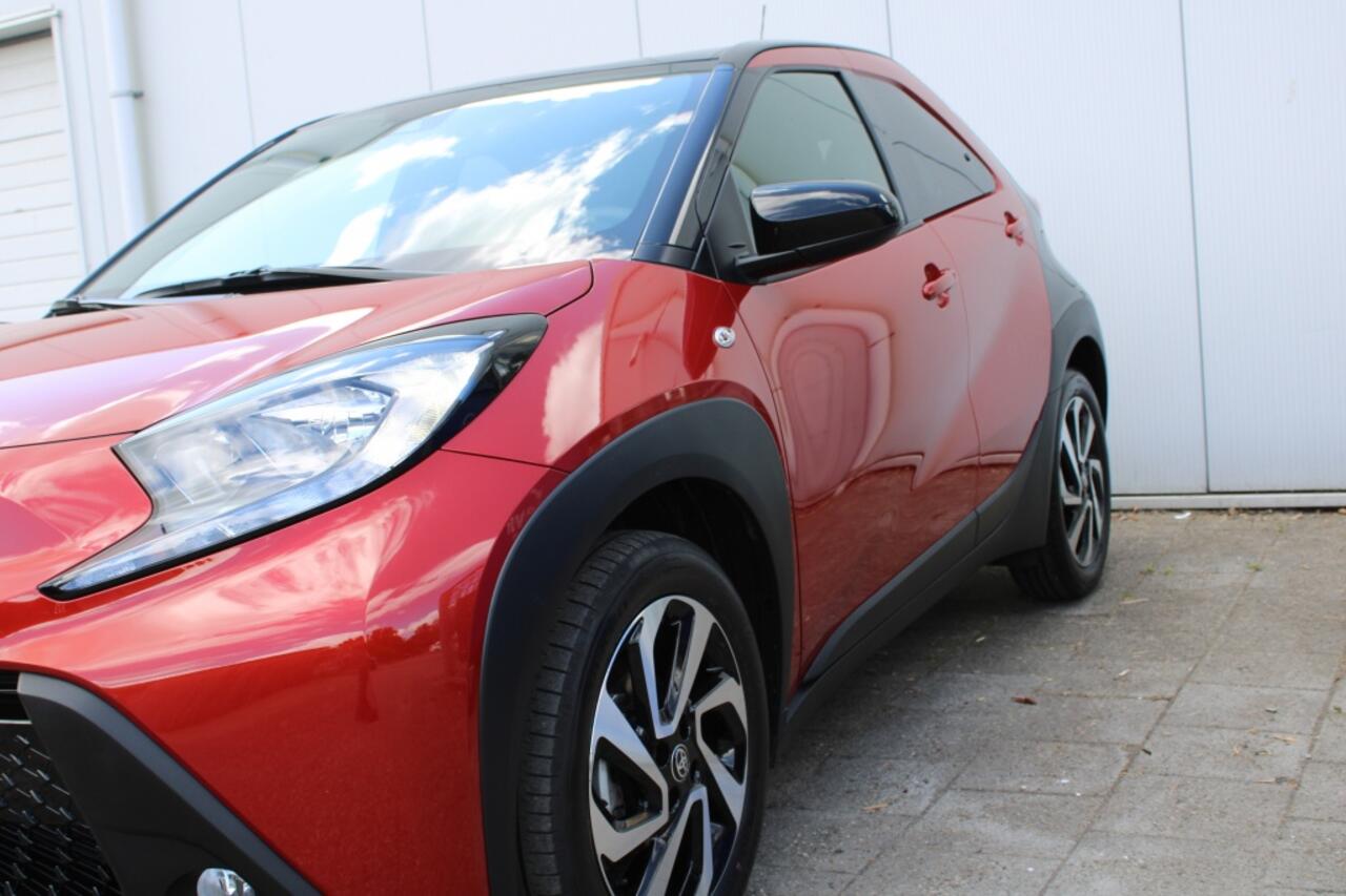 Toyota AYGO X 1.0 VVT-i S Premium