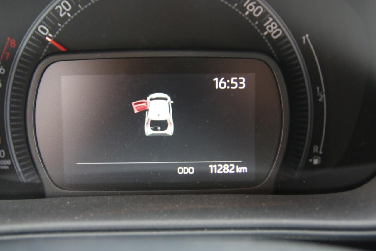 Toyota AYGO X 1.0 VVT-i MT Play/Camera/Adapt.Cruise/4Seiz. banden