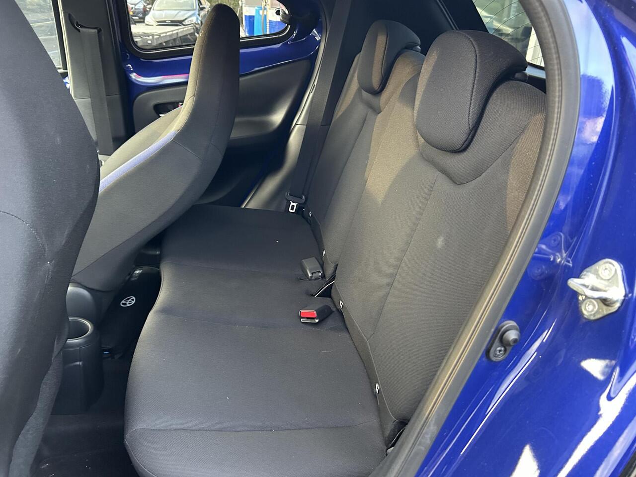 Toyota AYGO X 1.0 VVT-i MT Pulse