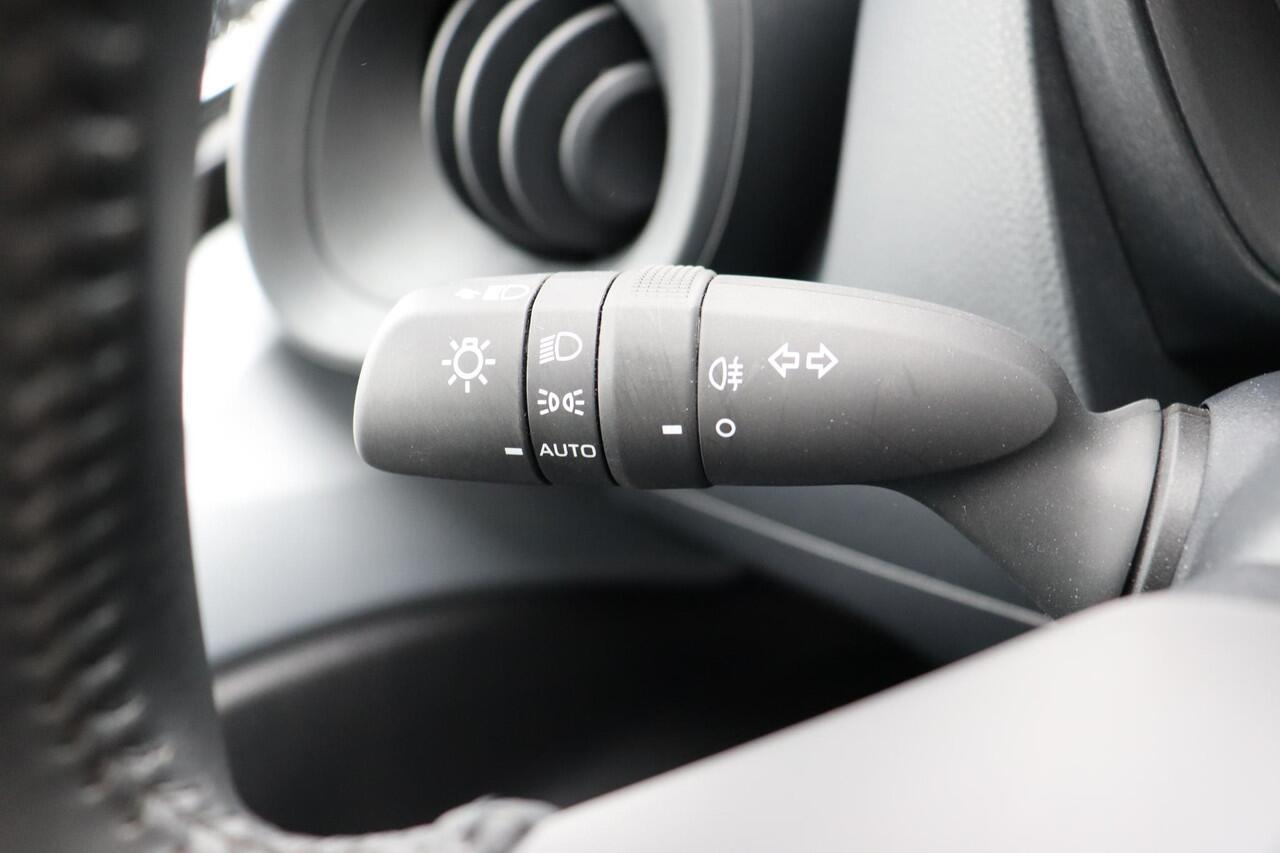 Toyota AYGO X 1.0 VVT-i MT Play Apple carplay, Android auto