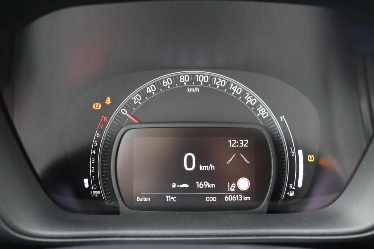 Toyota AYGO X 1.0 VVT-i MT Play Apple carplay, Android auto