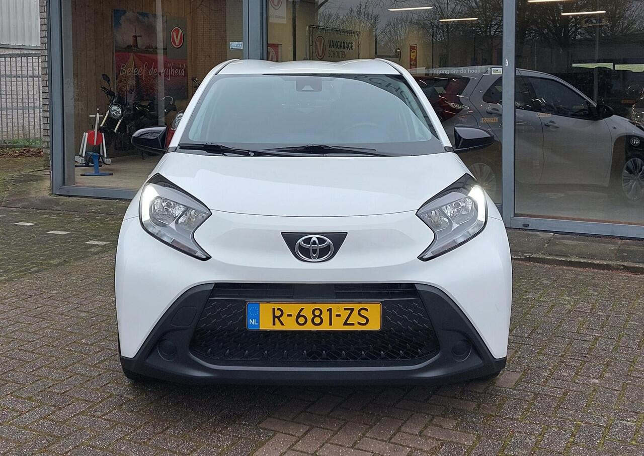 Toyota AYGO X 1.0 VVT-i MT Play | Apple Carplay | Cruise Control