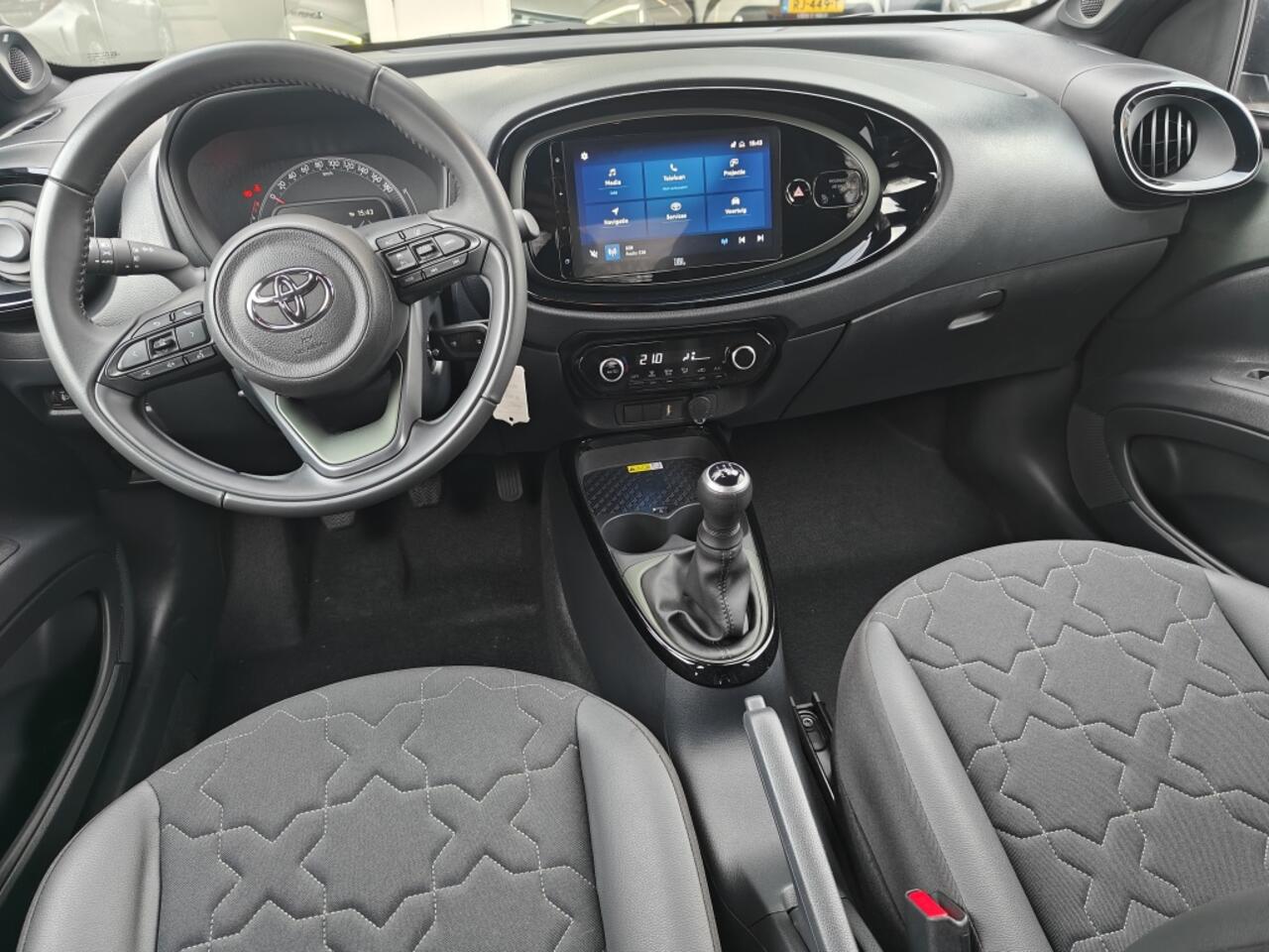 Toyota AYGO X 1.0 VVT-i MT Envy