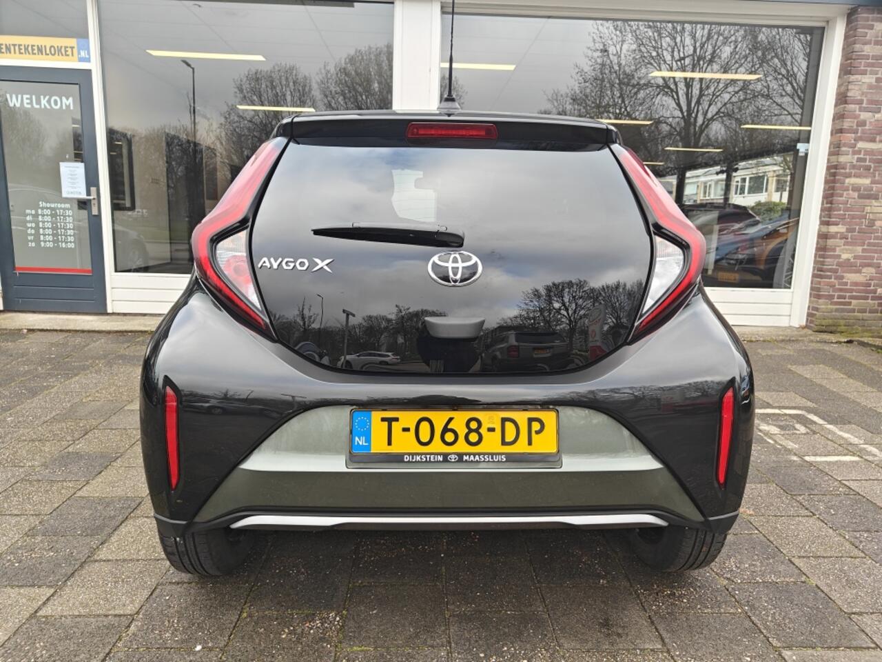 Toyota AYGO X 1.0 VVT-i MT Envy