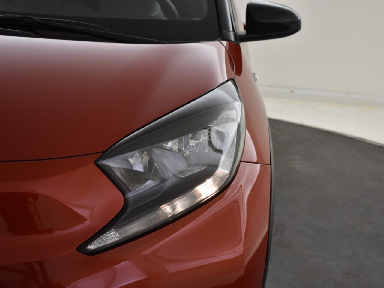 Toyota AYGO X 1.0 VVT-i S-CVT Bi-Tone | Stoelverwarming | Carplay