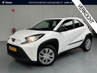 toyota-aygo-x-1.0-vvt-i-s-cvt-play