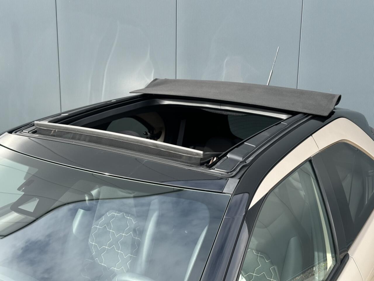 Toyota AYGO X 1.0 VVT-i MT Envy / Elektrisch Vouwdak / JBL / 1e eigenaar / NL