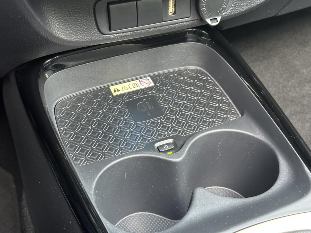 Toyota AYGO X 1.0 VVT-i MT Envy / Elektrisch Vouwdak / JBL / 1e eigenaar / NL