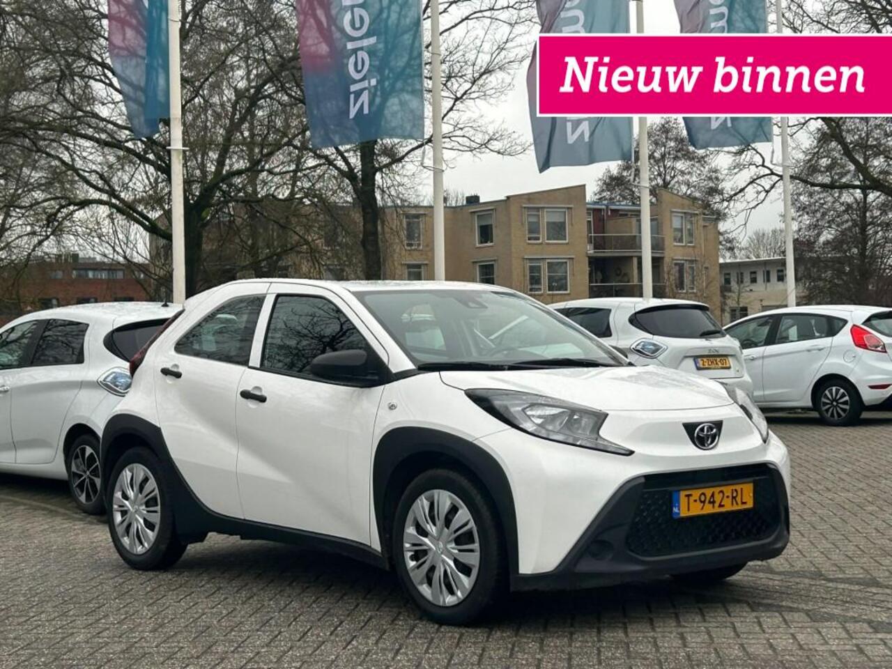 Toyota AYGO 1.0 VVT-i MT - Carplay, Navi, Cruise, Airco