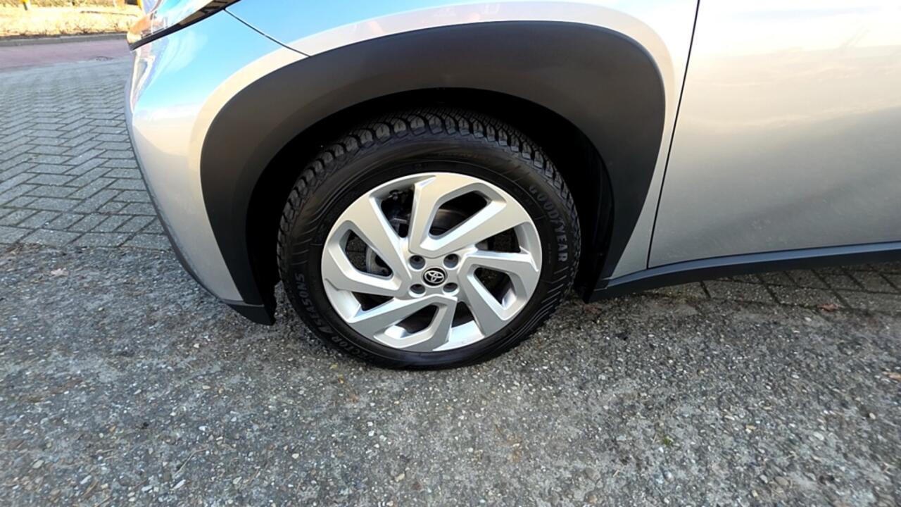 Toyota AYGO X 1.0 VVT-i S Automaat Play / Carplay / Adaptive cruise