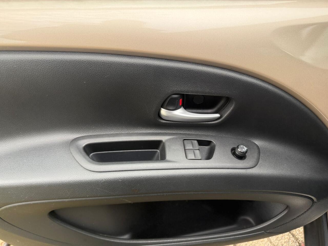 Toyota AYGO X 1.0 VVT-i MT Pulse