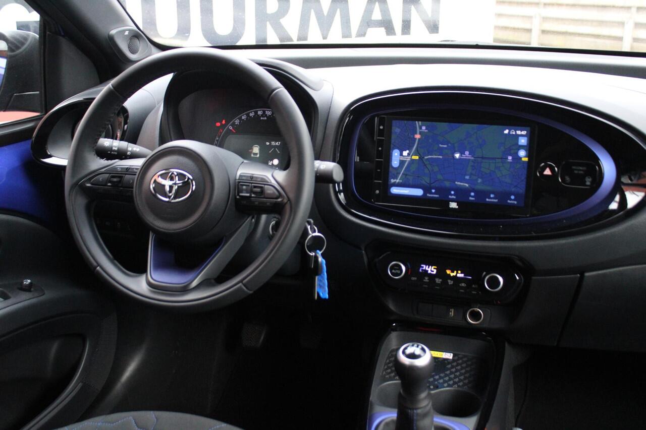 Toyota AYGO X 1.0 VVT-i MT Envy Airco, Navigatie, Applecarpl./Andr. Auto, Draadloos telefoonlader, Adapt. CruiseControl, Achteruitrijcamera