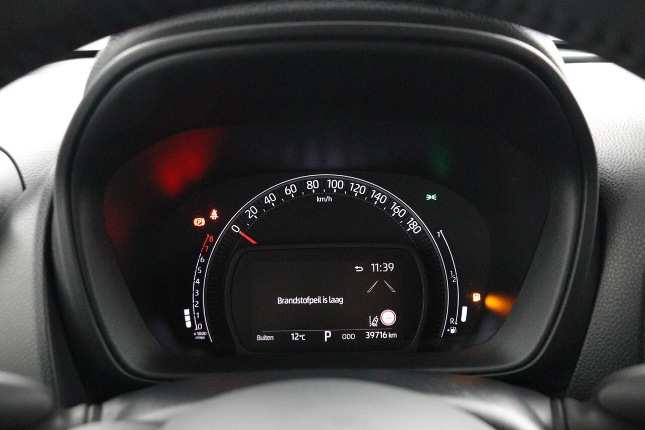 Toyota AYGO X 1.0 VVT-i S-CVT Pulse | Automaat | Apple Carplay/Android Auto | lichtmetalen velgen 17" | two-tone |