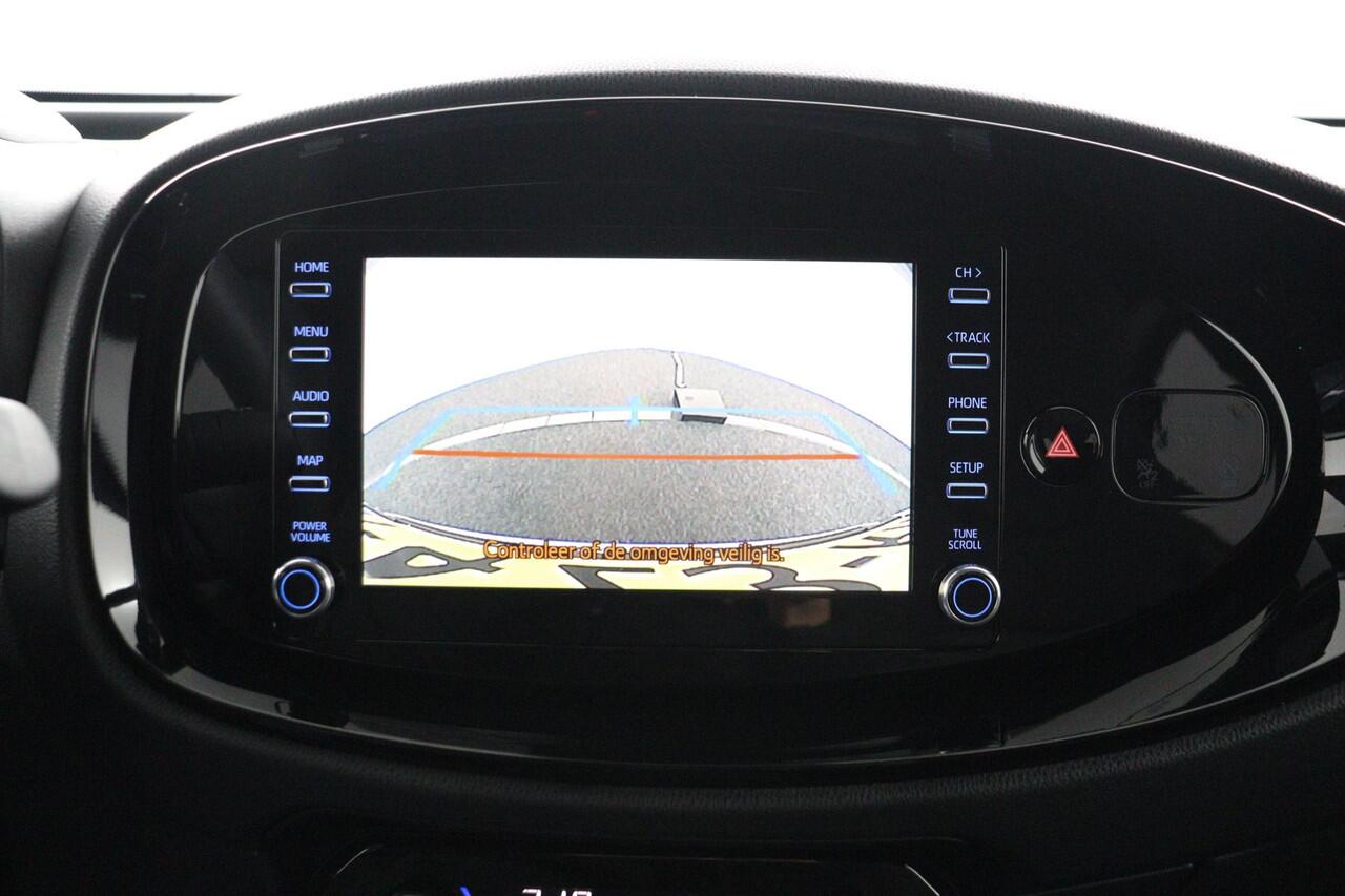 Toyota AYGO X 1.0 VVT-i S-CVT Pulse | Automaat | Apple Carplay/Android Auto | lichtmetalen velgen 17" | two-tone |