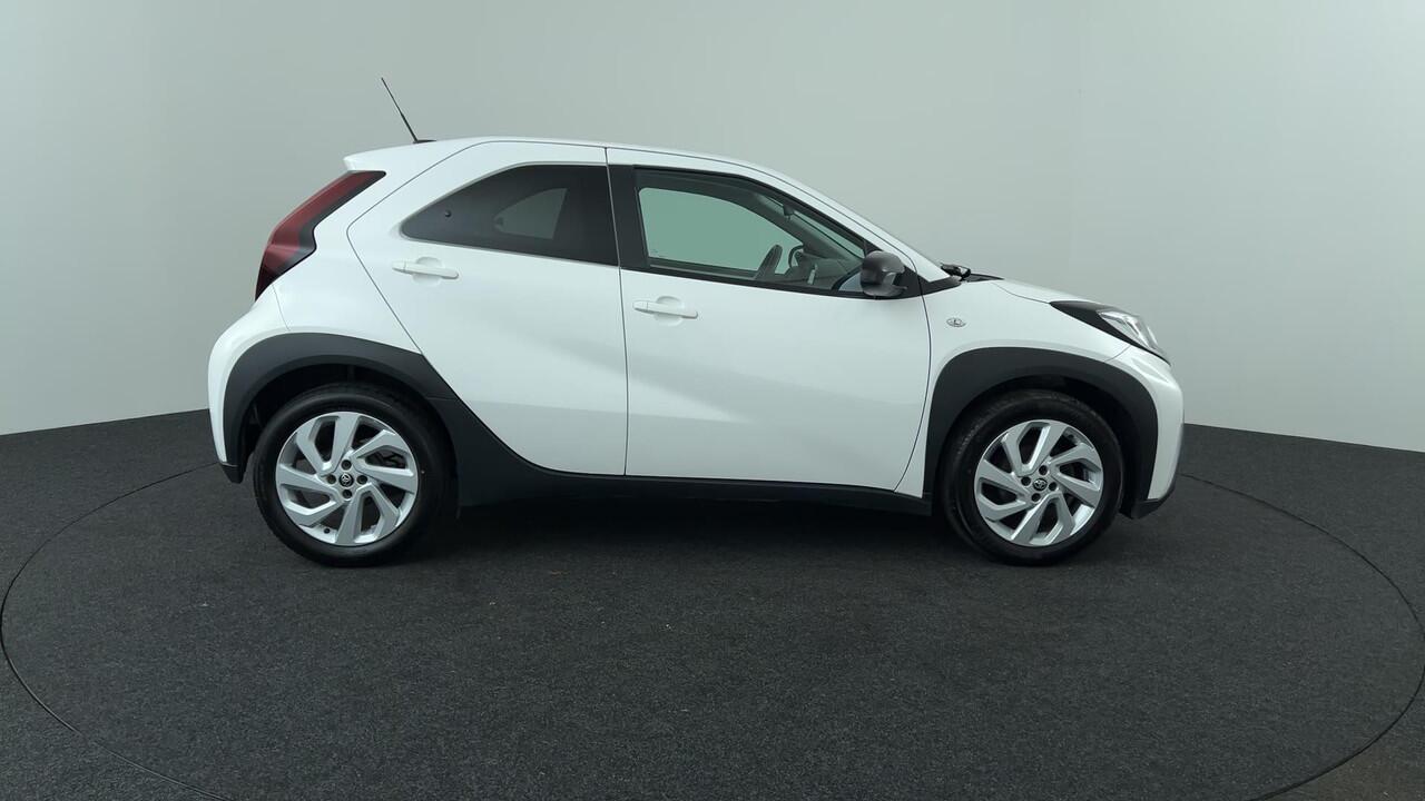 Toyota AYGO X 1.0 VVT-i MT first | Rijklaar | Camera achter | Android/-Apple Carplay | LM velgen