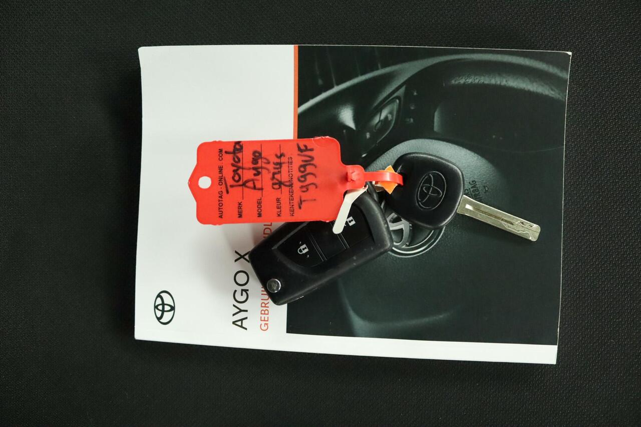 Toyota AYGO X 1.0 VVT-i MT Play | Airco | Adaptieve Cruise Control | Achteruitrijcamera | 10 Jaar garantie! |