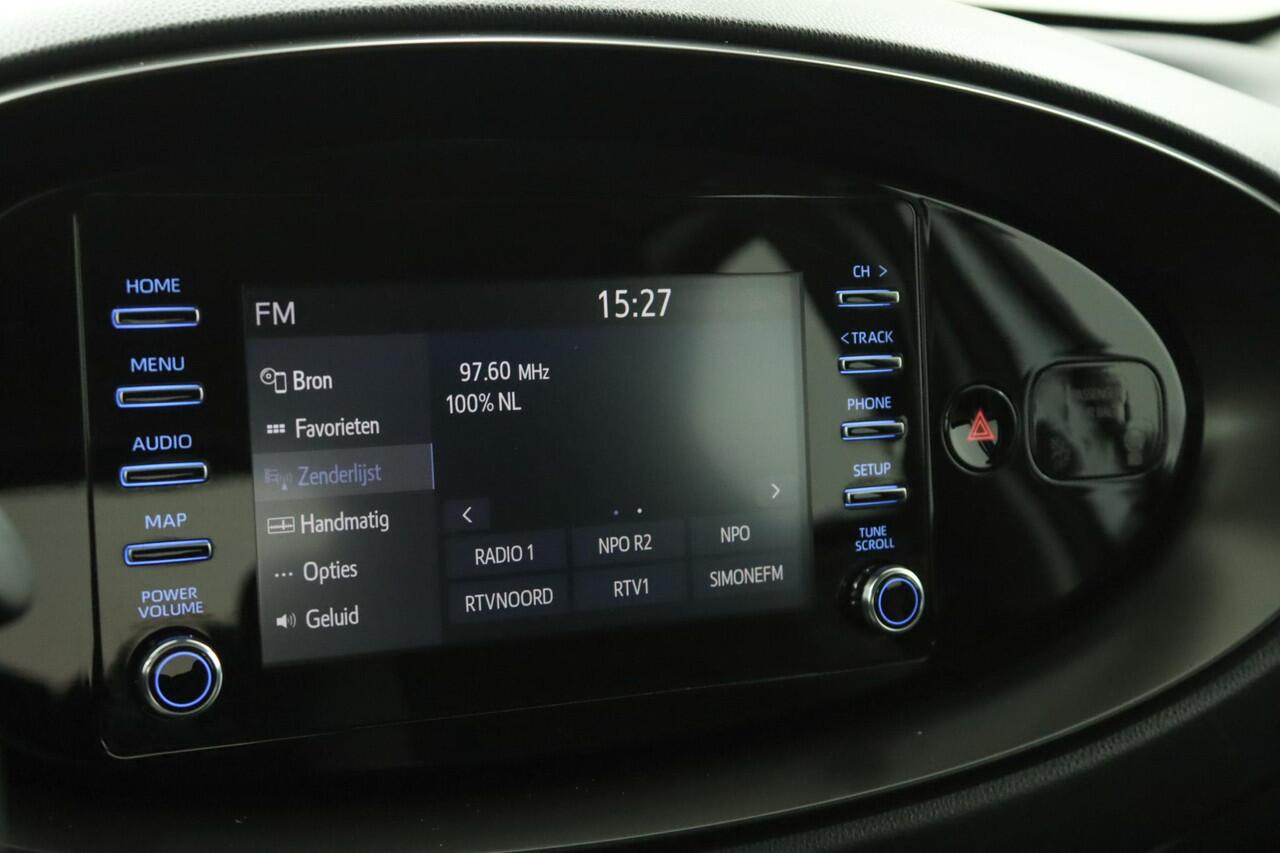 Toyota AYGO X 1.0 VVT-i MT Play | Airco | Adaptieve Cruise Control | Achteruitrijcamera | 10 Jaar garantie! |