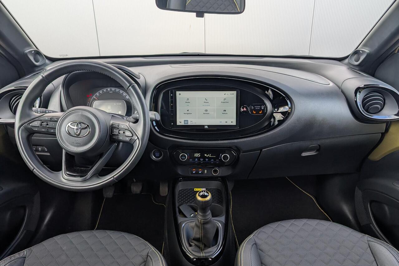 Toyota AYGO X 1.0 VVT-i MT Premium |Camera| Navigatie met Apple Carplay & Android Auto| ACC|