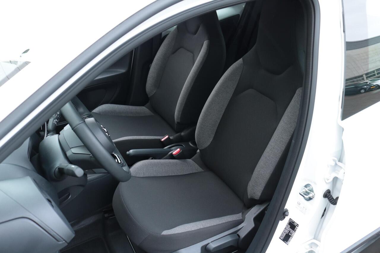 Toyota AYGO X 1.0 VVT-i MT Play, Stootlijsten, Apple Carplay/Android Auto, Parkeercamer, 1e Eigenaar!