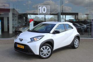 toyota-aygo-1.0-vvt-i-s-cvt-play--