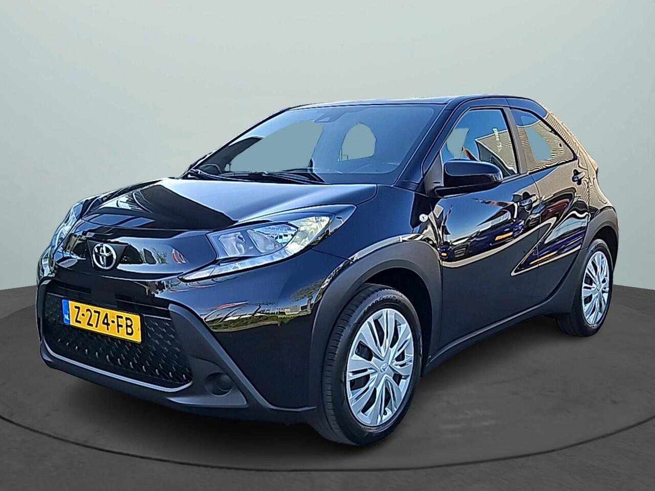Toyota AYGO X 1.0 VVT-i MT Play