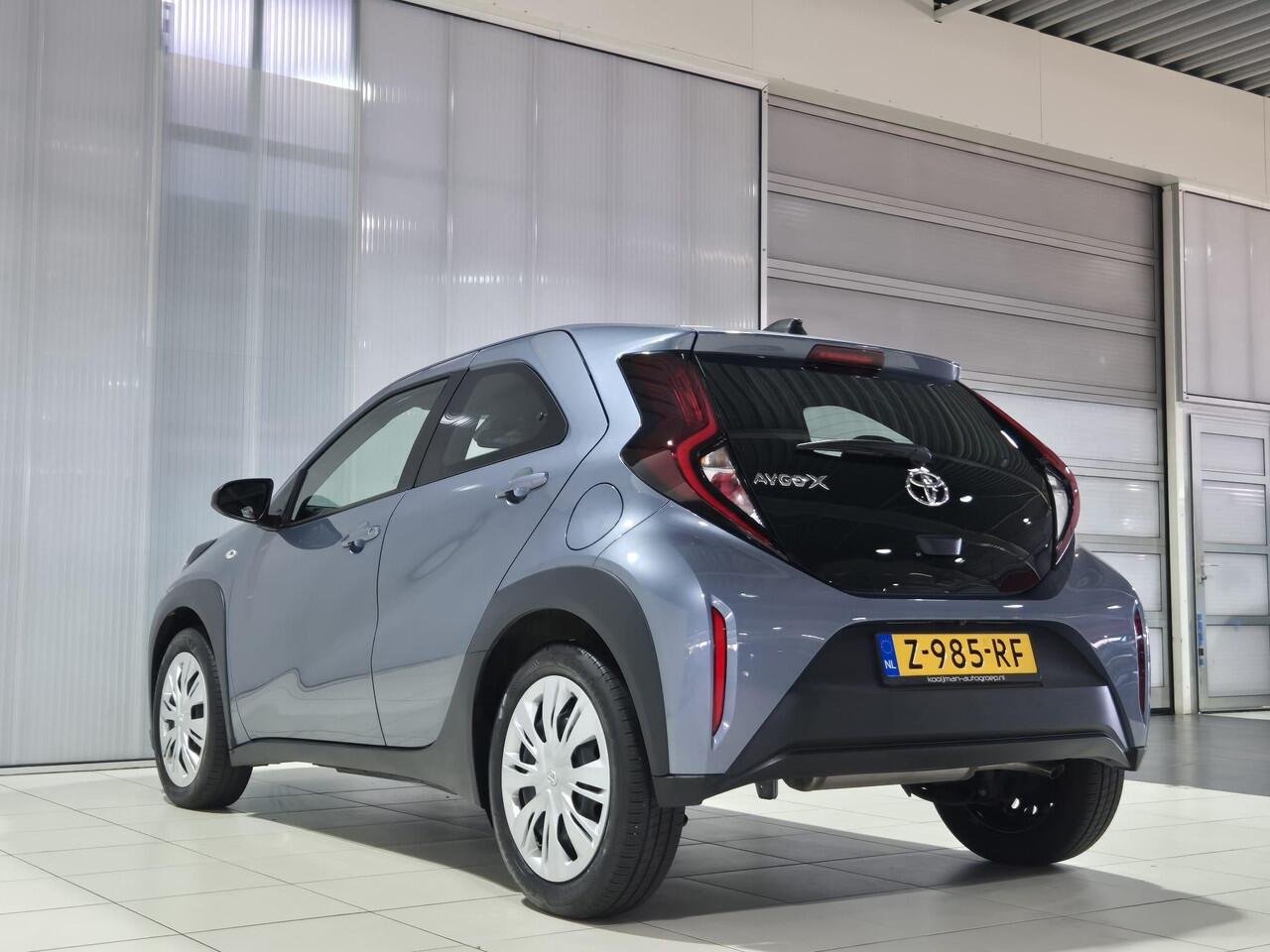 Toyota AYGO X 1.0 VVT-i MT Play | Dealer onderhouden | Apple carplay/anroid auto |