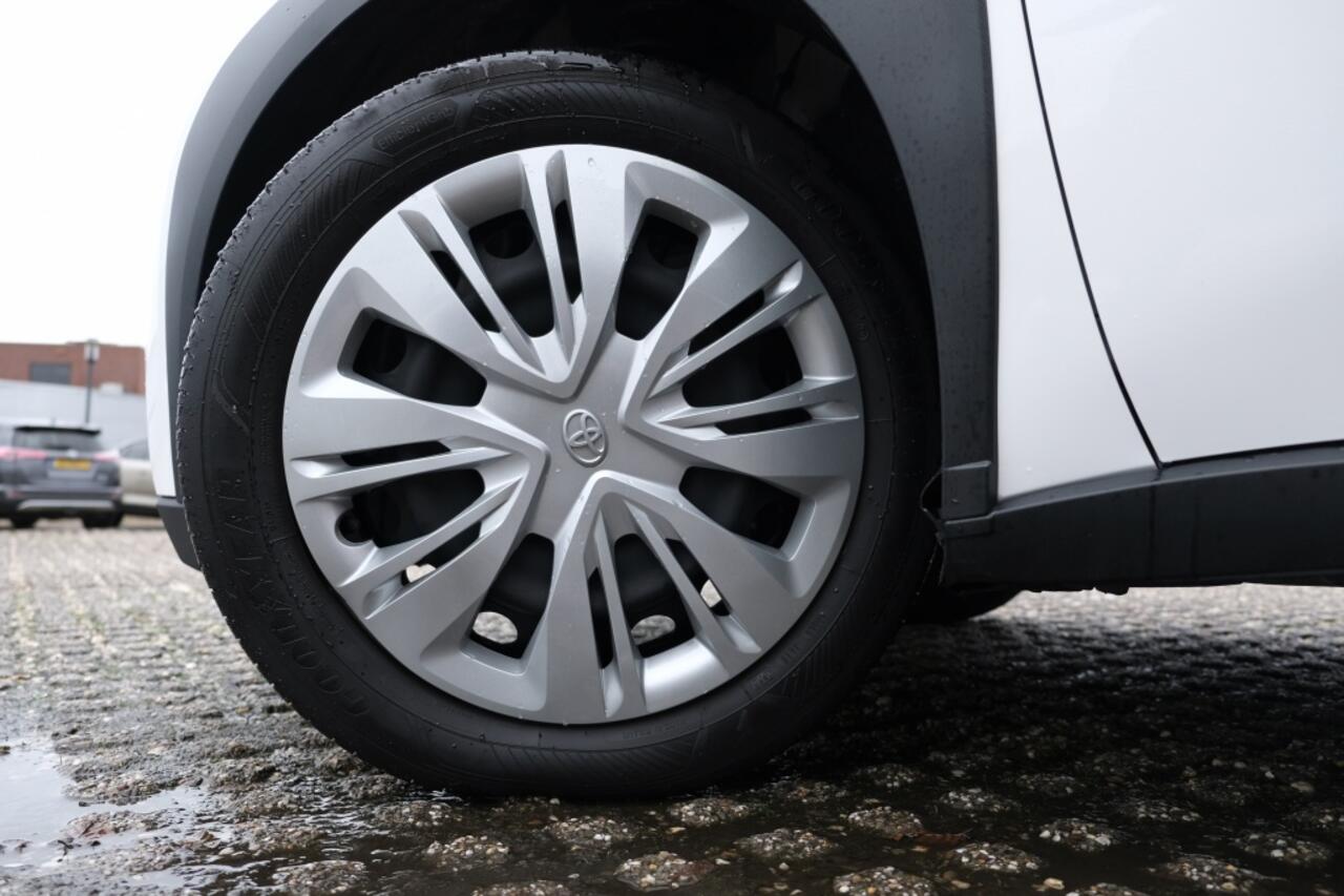 Toyota AYGO 1.0 VVT-i MT 72PK Play | Apple CarPlay® & Android Auto(TM) | Airco