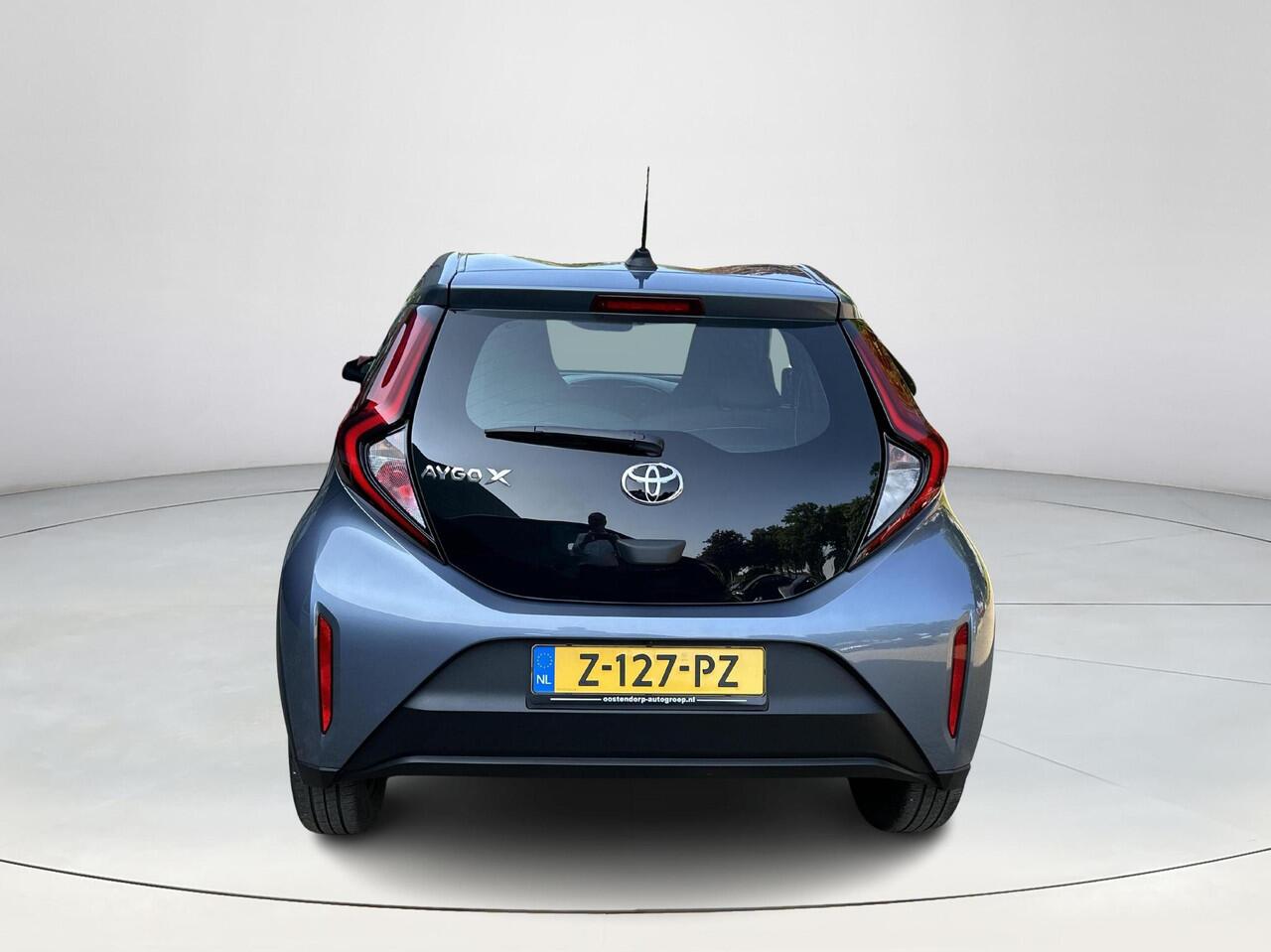 Toyota AYGO X 1.0 VVT-i MT Play