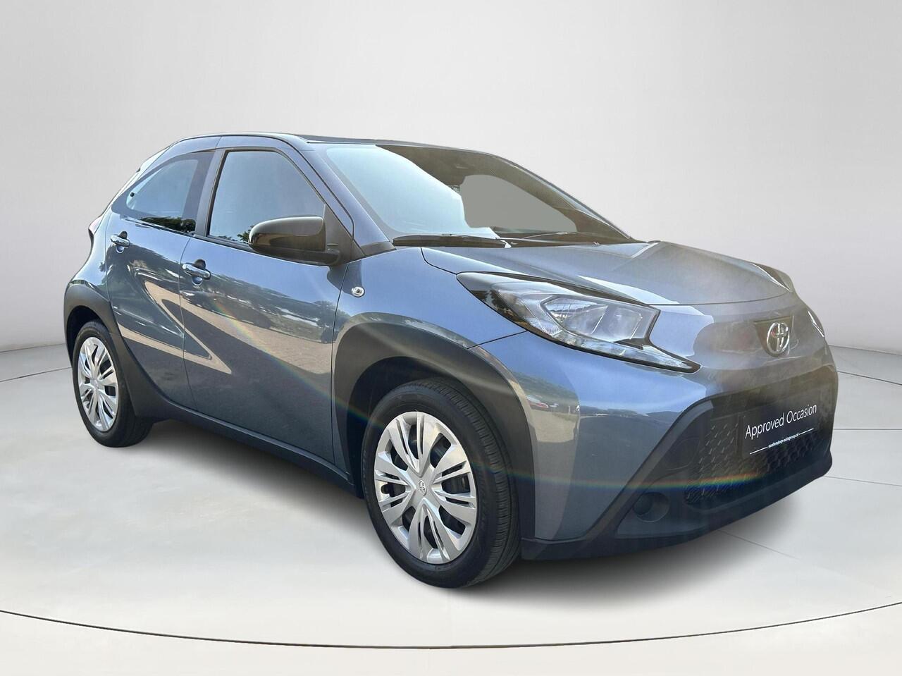 Toyota AYGO X 1.0 VVT-i MT Play