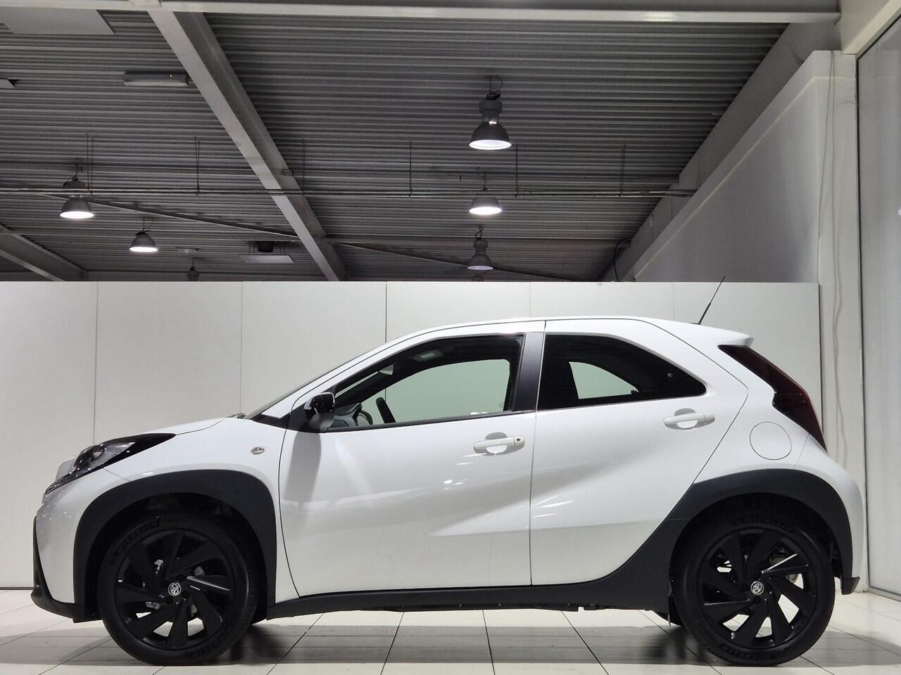 Toyota AYGO X 1.0 VVT-i MT Play | Lichtmetalen velgen | Apple carplay/anroid auto |