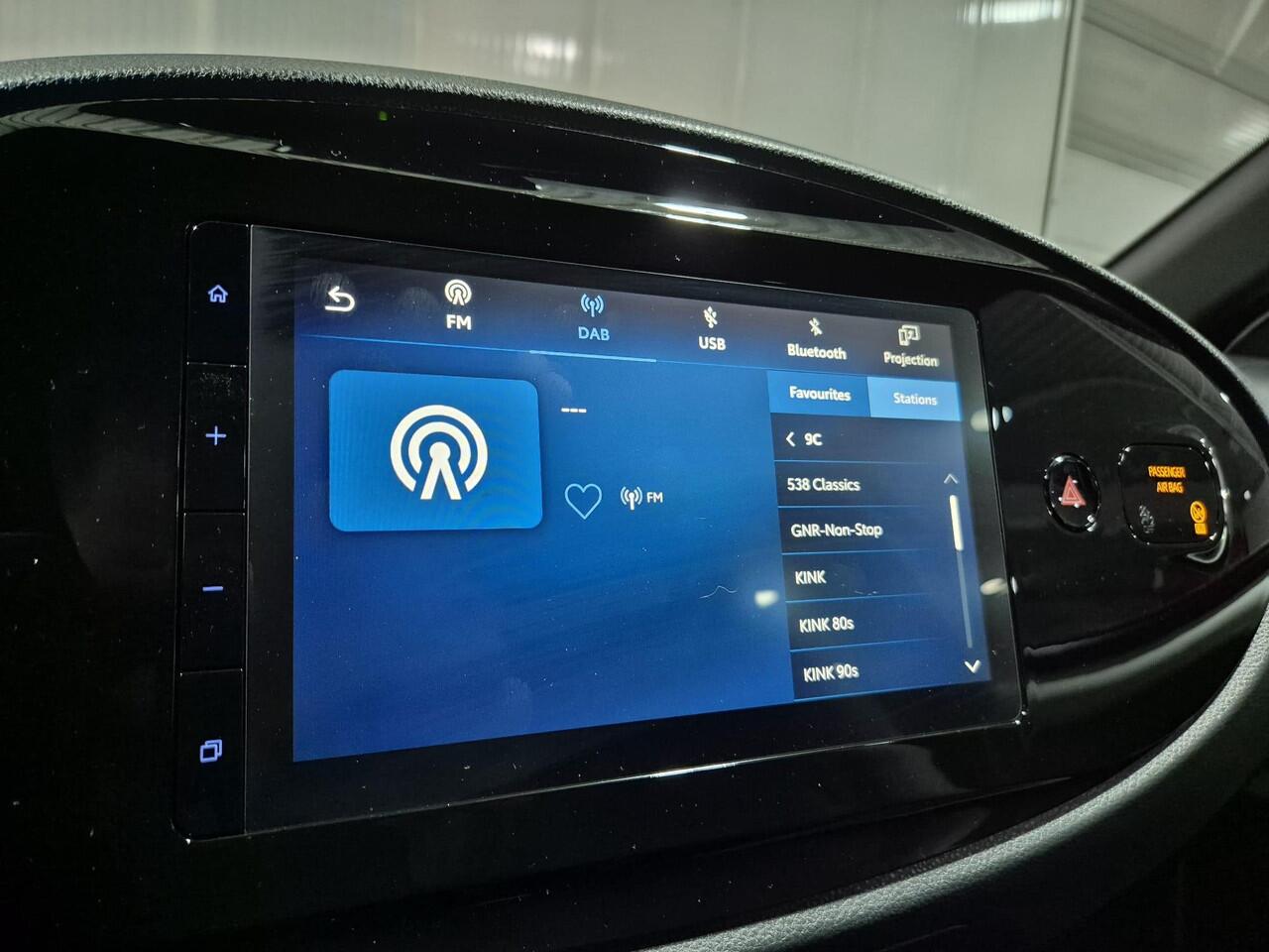Toyota AYGO X 1.0 VVT-i MT Play | Lichtmetalen velgen | Apple carplay/anroid auto |