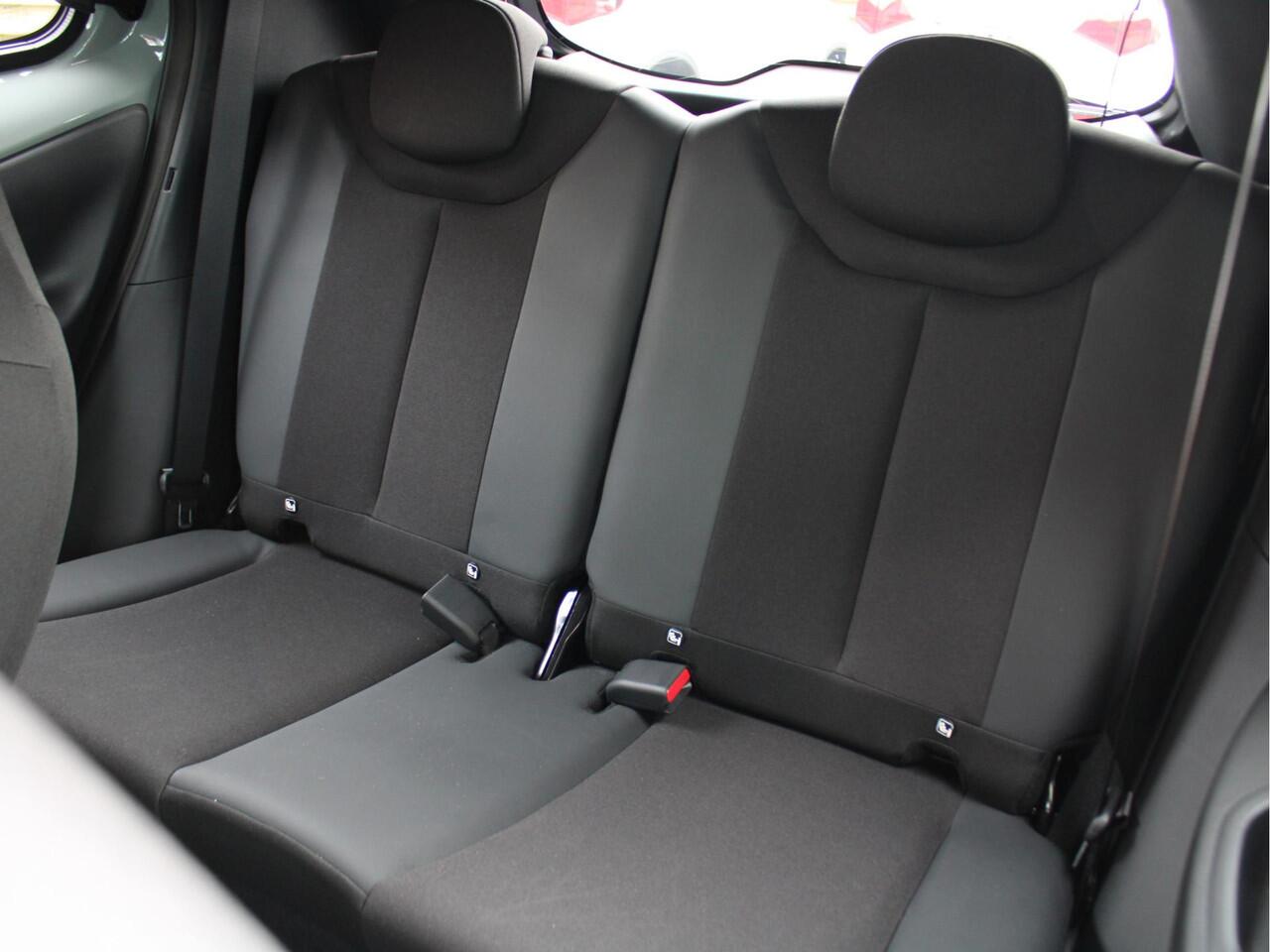 Toyota AYGO X 1.0 VVT-i MT Envy Cruise Control Adaptief, Achteruitrijcamera, Navigatie, Parkeersensoren Voor en Achter