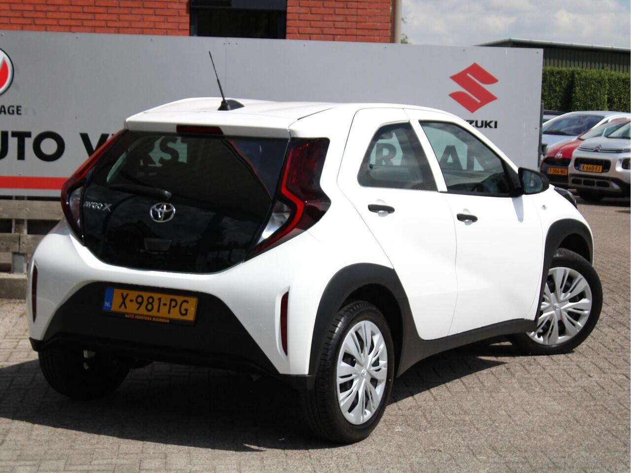 Toyota AYGO X 1.0 VVT-i MT Adaptieve Cruise Control, Airco, Hill Hold Functie, Elektrische Ramen Voor